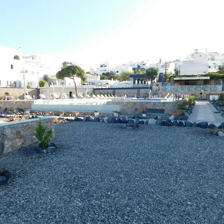 Blue Horizon * Fira (Santorini)