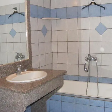Blue Horizon Apartment *
